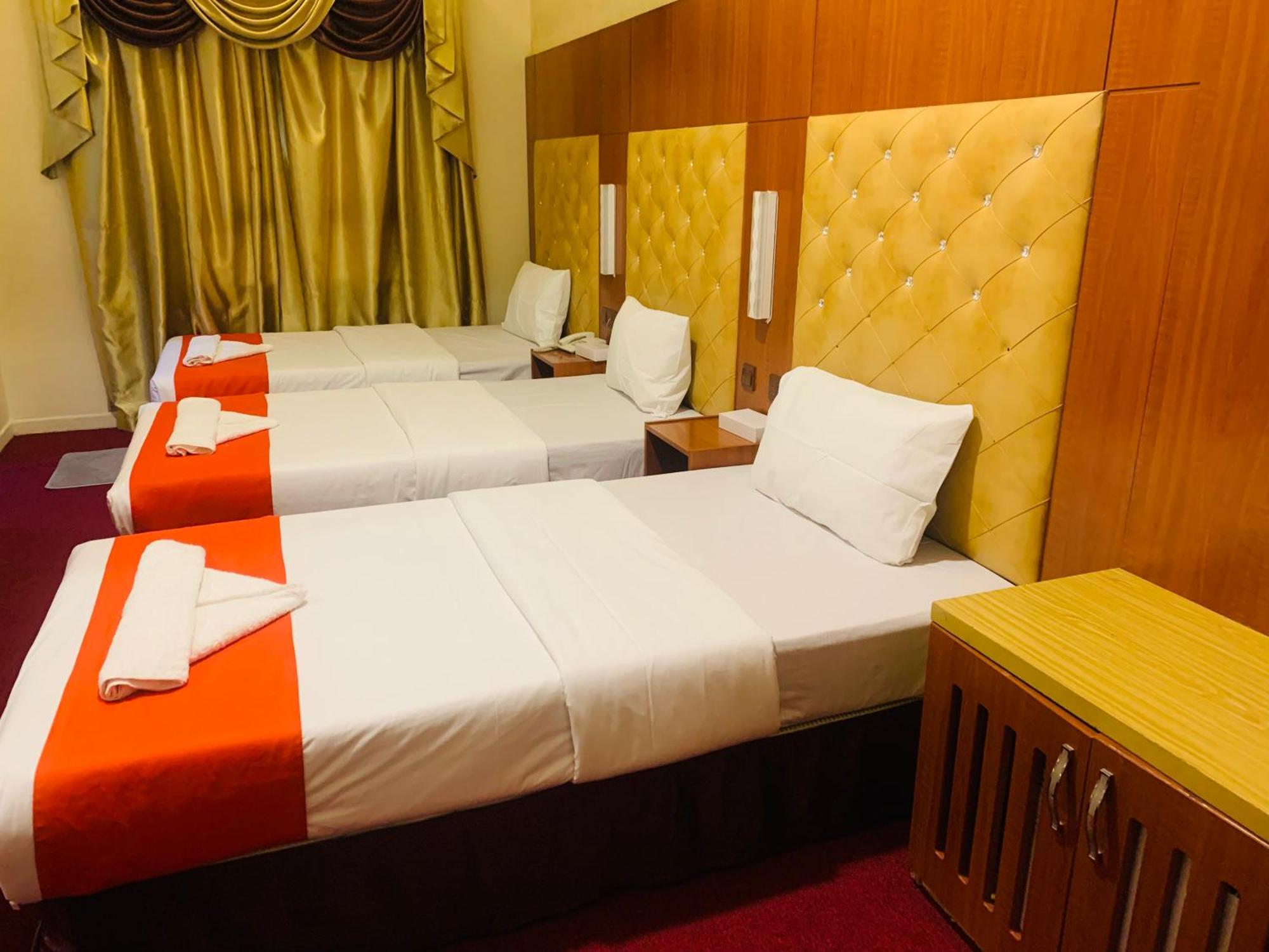 Parasol Hotel Дубай Экстерьер фото